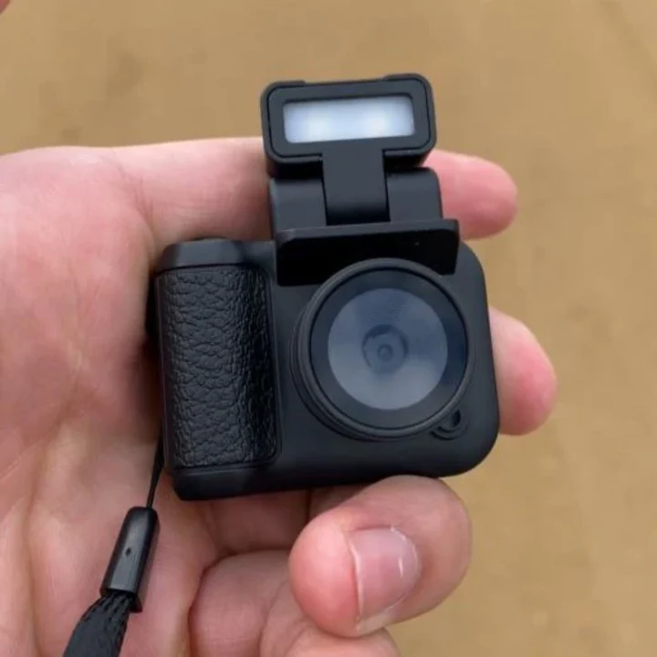 BowLift | Vintage Mini Camera