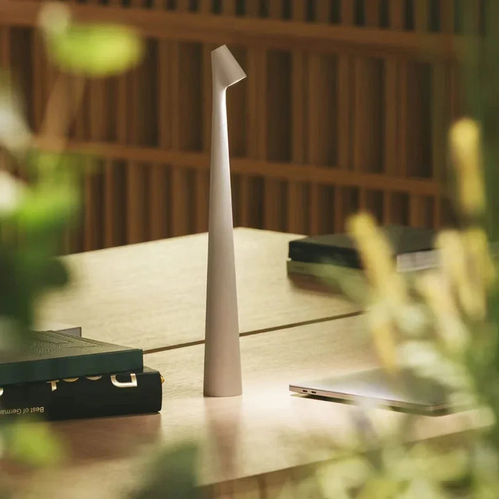 BowLift | Atmospheric Wireless Table Lamp - LunaLite