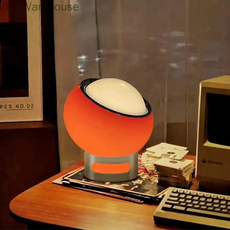 BowLift | Elegant Bauhaus Table Lamp made of Opal Glass