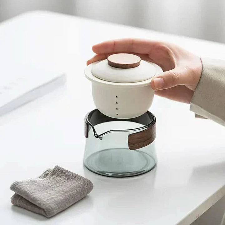 BowLift | Portable Travel Tea Set with Teapot and Cups