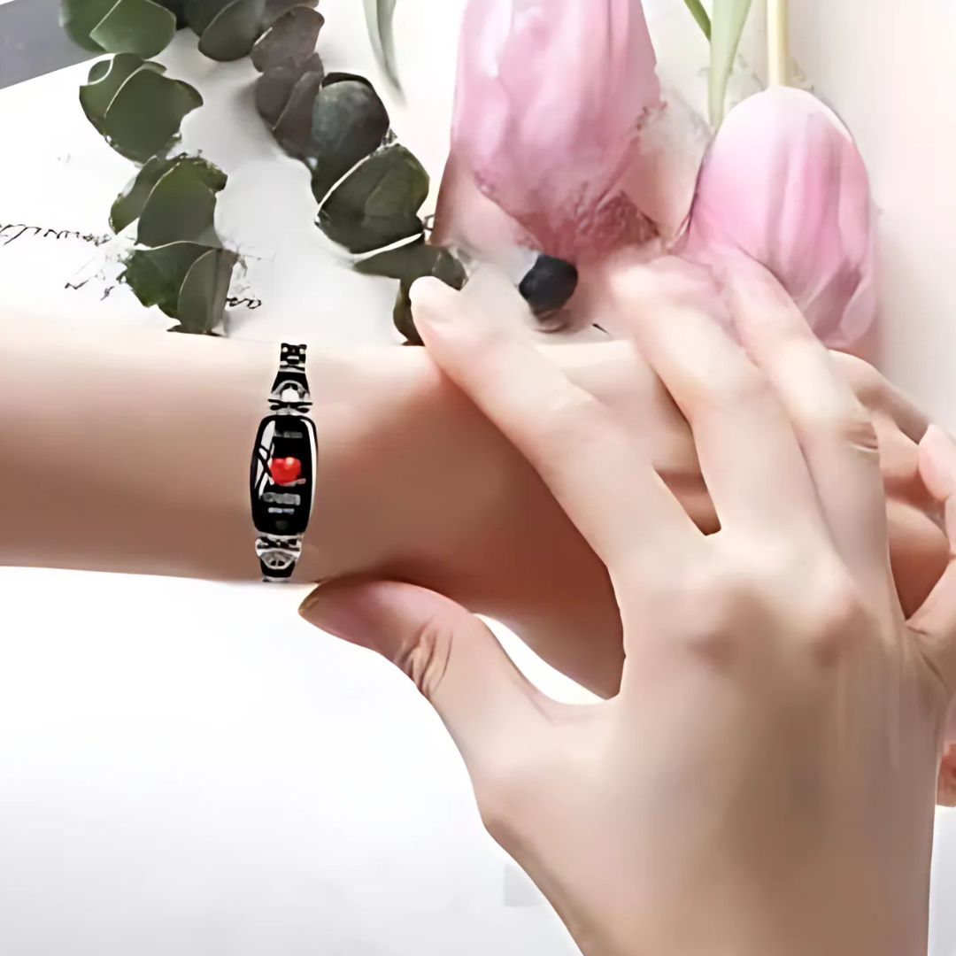 BowLift | Smart Fitness Watch for Women with Bracelet Strap