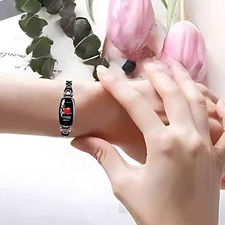 BowLift | Smart Fitness Watch for Women with Bracelet Strap