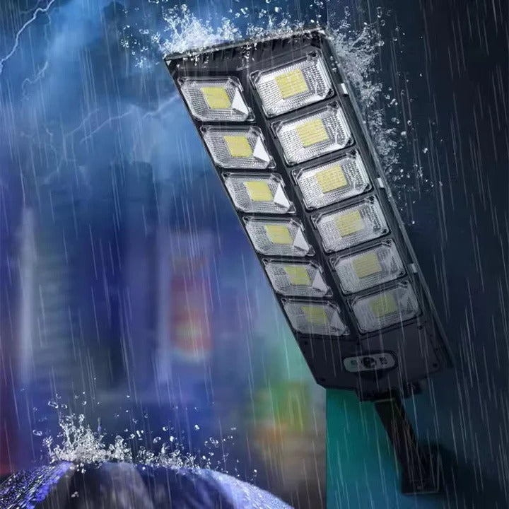 BowLift | Outdoor Solar-Powered Street Light