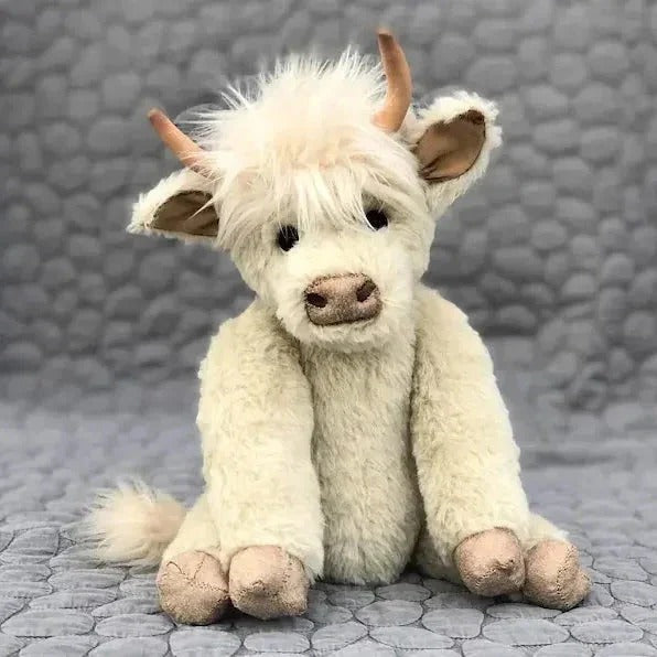 BowLift | Highland Cow Wearing Flowers