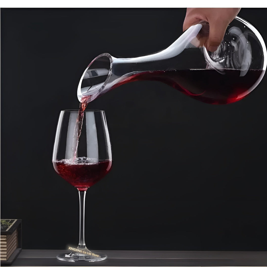 Crystal wine decanter in snail shape – Lead-free for wine or cognac | Decorative for home & bar | Bowlift