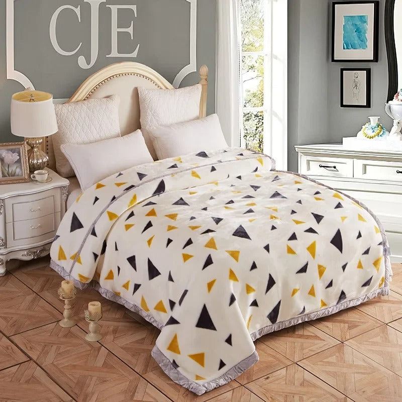 LuxuryWarmth – King Size Duvet for Winter Comfort Bowlift