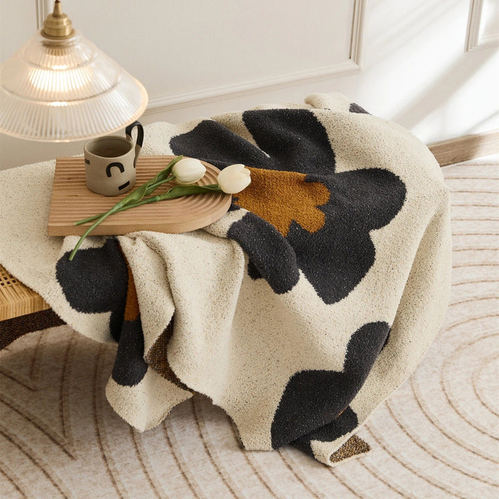 FloralSoft - Luxury Microfiber Blanket for Ultimate Comfort Bowlift