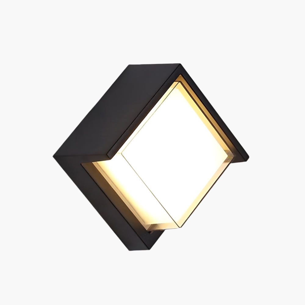 BowLift | Elegant outdoor wall lamp with motion sensor