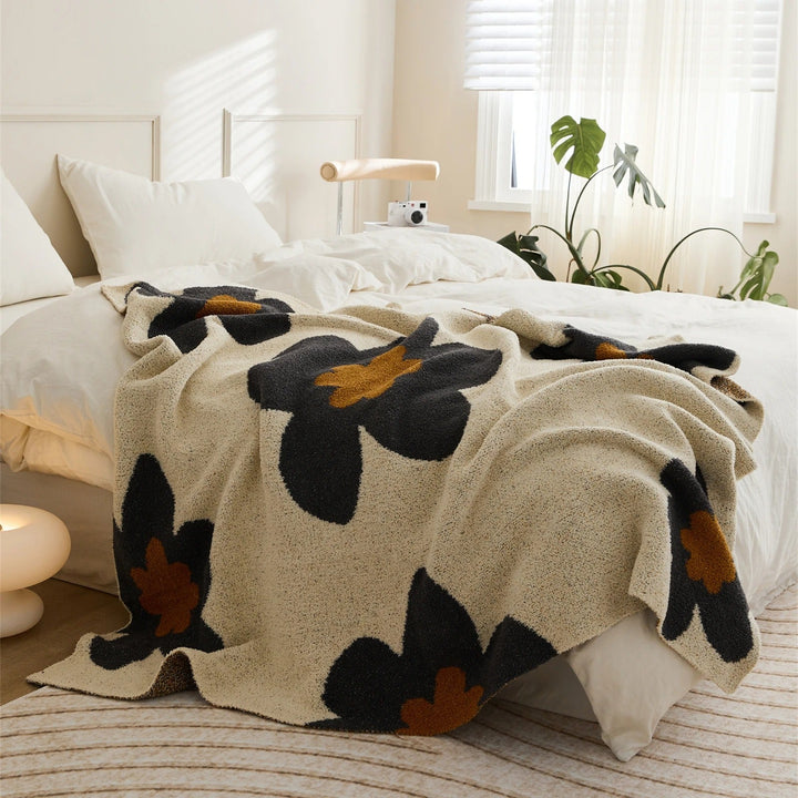 FloralSoft - Luxury Microfiber Blanket for Ultimate Comfort Bowlift