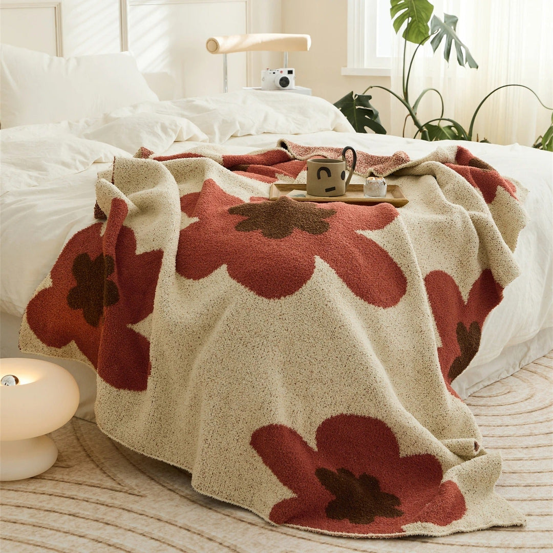 FloralSoft - Luxury Microfiber Blanket for Ultimate Comfort Bowlift