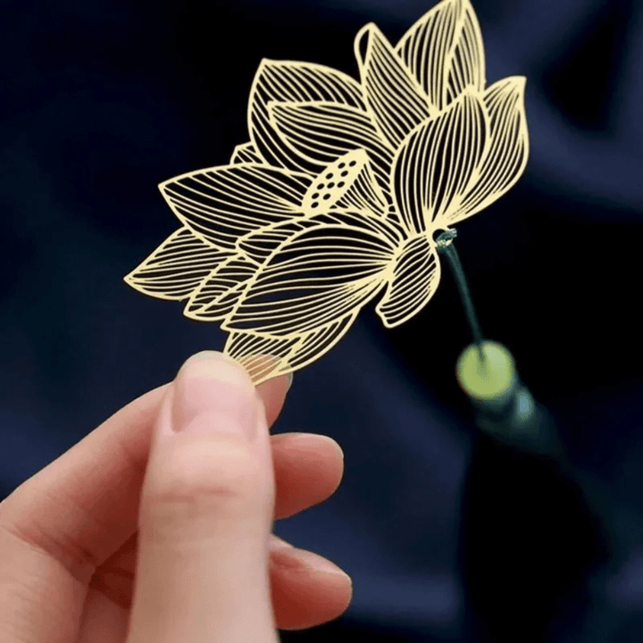 BowLift | Metal bookmark | Flower