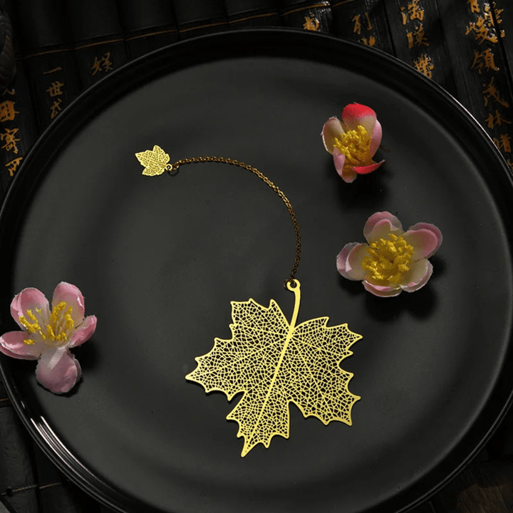 BowLift | Metal bookmark | Flower
