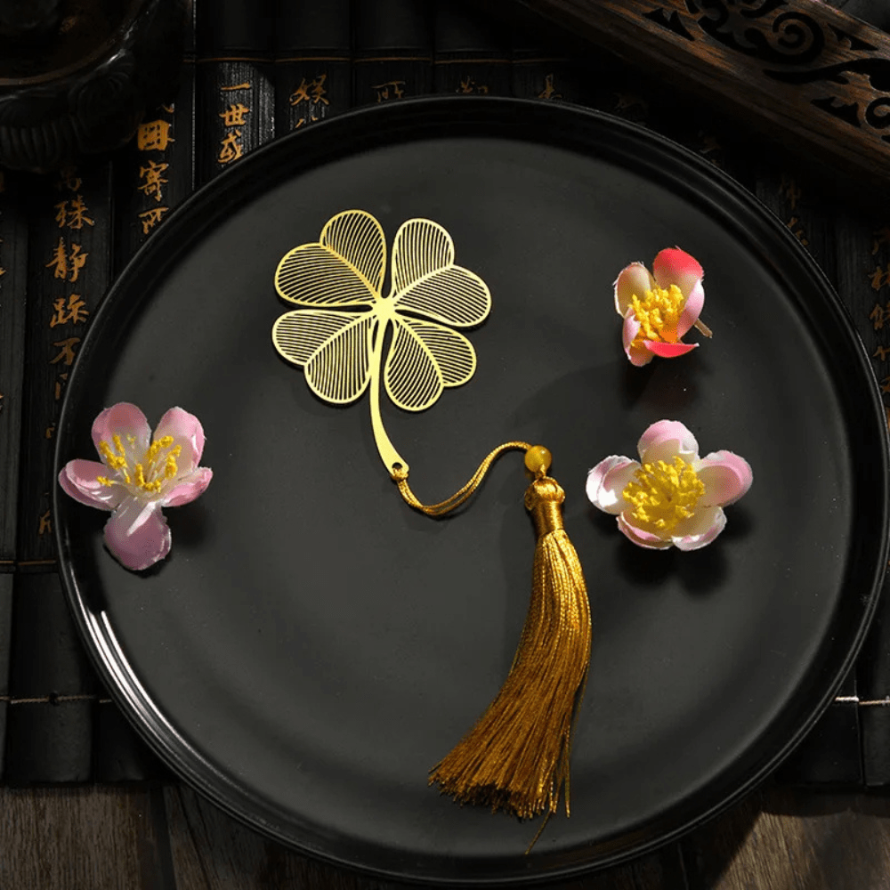 BowLift | Metal bookmark | Flower
