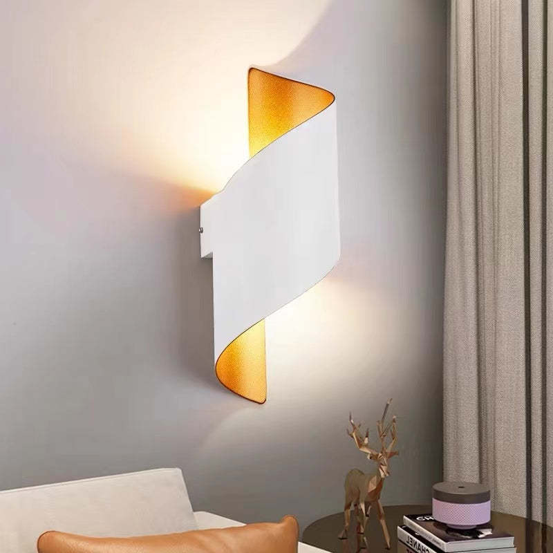 BowLift | Modern Spiral LED Wall Lamp – TwistLight