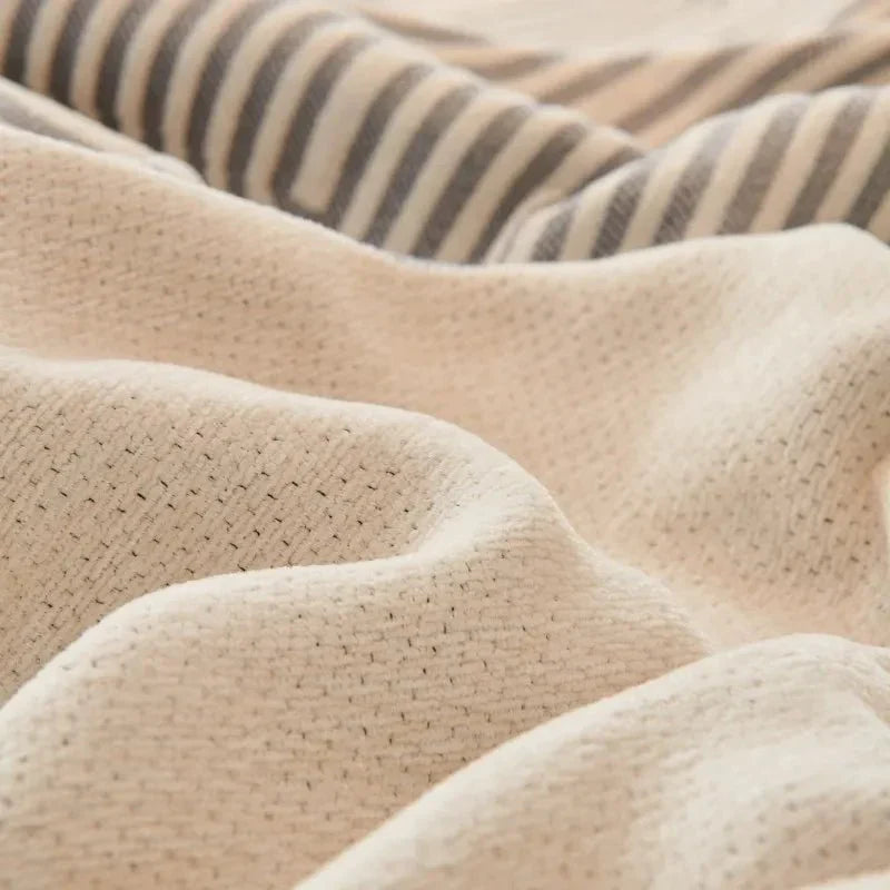 BowLift | Nordic Leisure Extravaganza Blanket