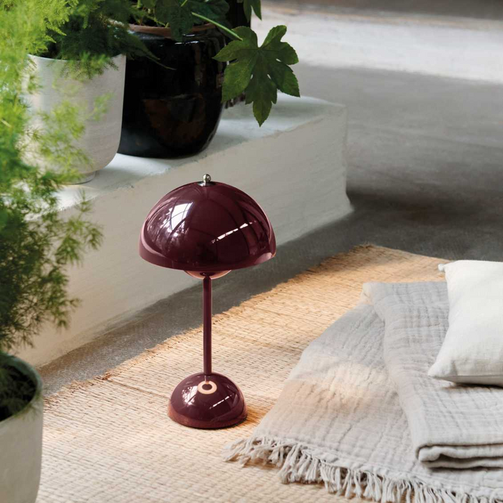 BowLift | LED Table Lamp Ambient Lighting Modern Interior