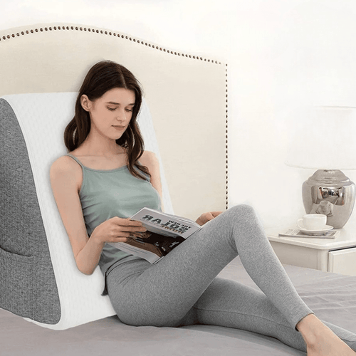 BowLift | Relaxing triangular reading pillow