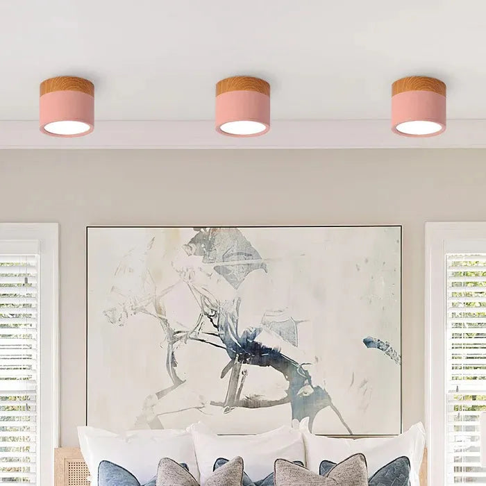 BowLift | Elegance of Light Small ceiling lamp with a unique glow