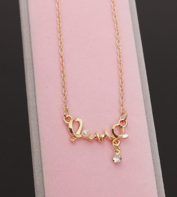 Love - The Vintage Necklace | Bowlift