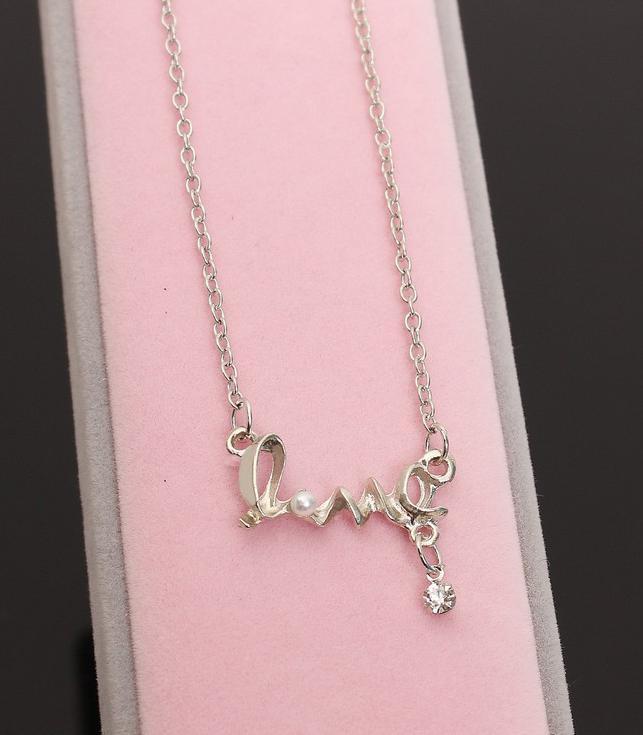 Love - The Vintage Necklace | Bowlift