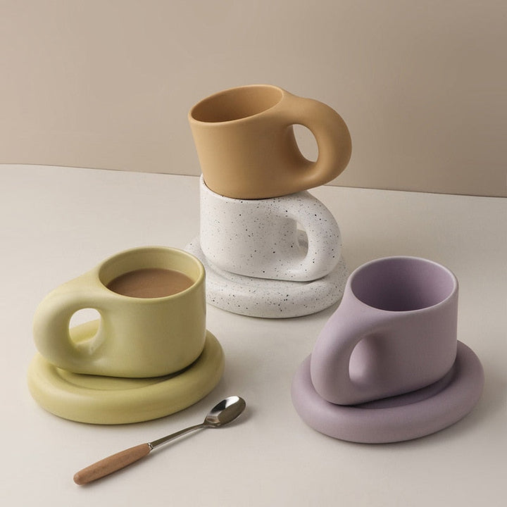 Timeless Elegance - Minimalist Porcelain Cup and Saucer Set Bowlift