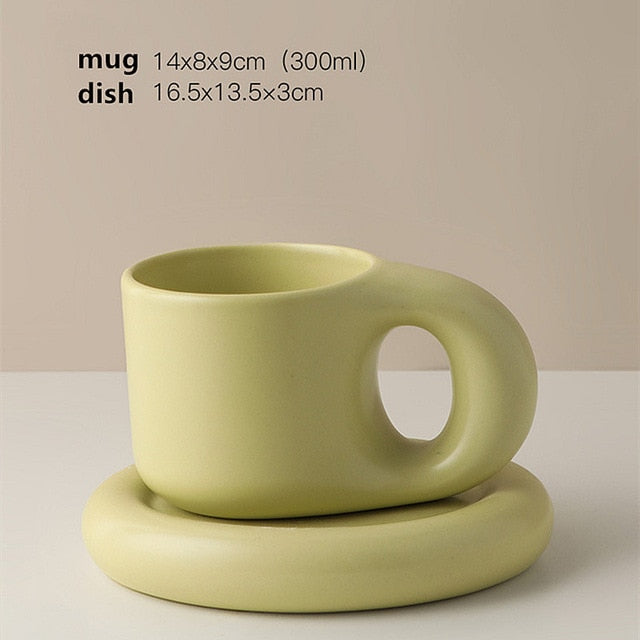 Timeless Elegance - Minimalist Porcelain Cup and Saucer Set Bowlift