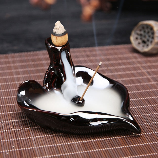 BowLift | Creative Ceramic Backflow Incense Burners