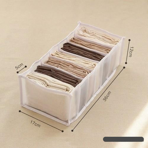 Wardrobe Clothes Organizer | Bowlift