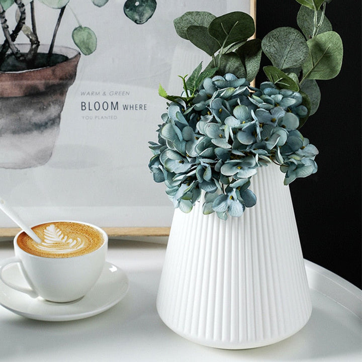 BowLift | Nordic Style Elegant Origami Flower Vase