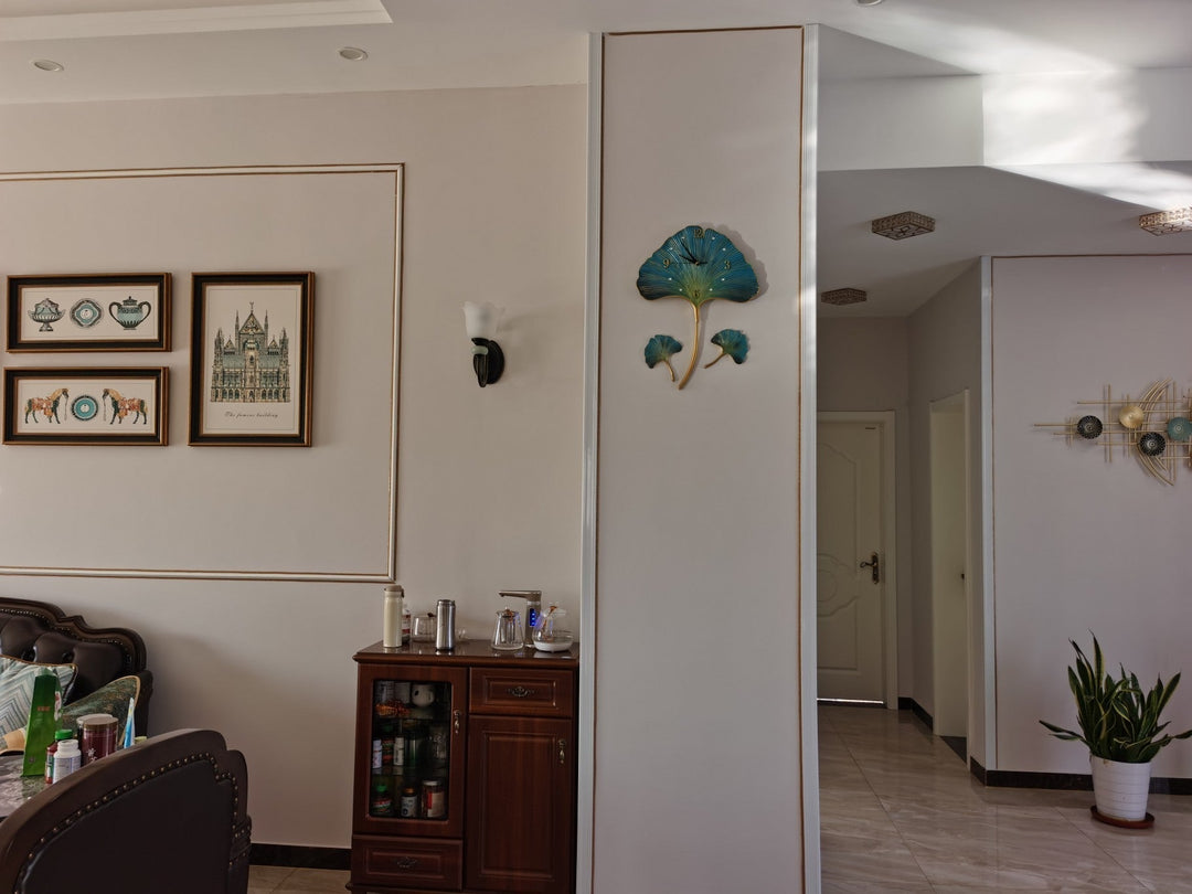 BowLift | Elegant Leaf Wall Silent Clock
