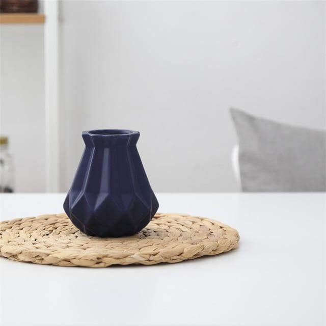 BowLift | Modern Europe Brief Matt Diamond Porcelain Ceramic Vase