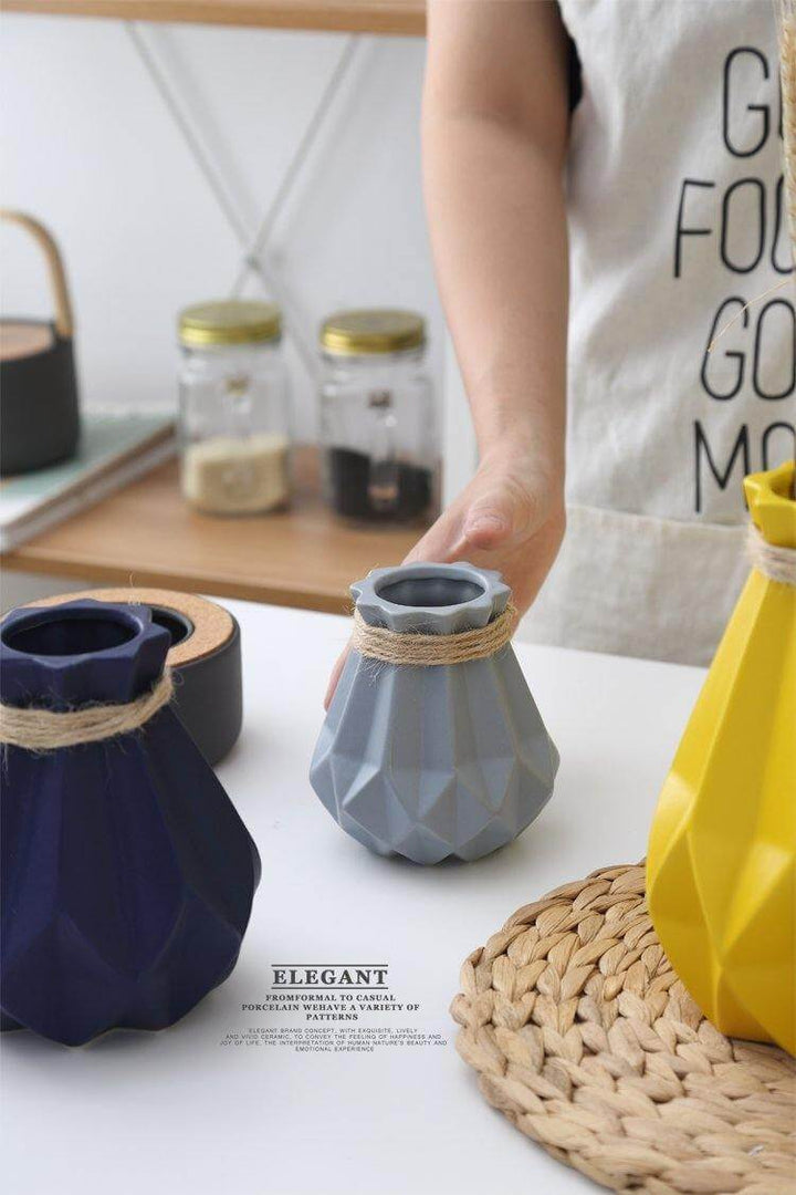 BowLift | Modern Europe Brief Matt Diamond Porcelain Ceramic Vase