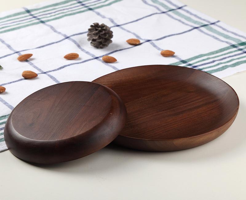 Hand-Made Round Natural Wooden Plates | Bowlift