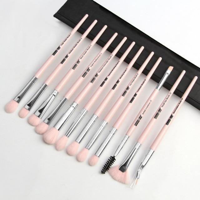 Set of 12 Professional Make-Up Brushes | Bowlift