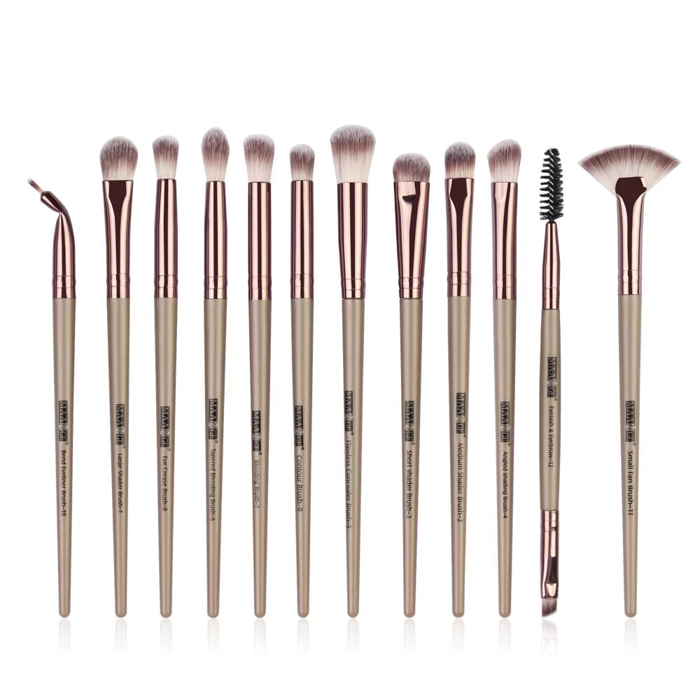 Set of 12 Professional Make-Up Brushes | Bowlift