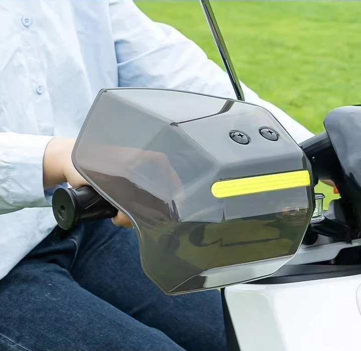 BowLift | Easy Assembly Weatherproof Motorcycle Hand Covers