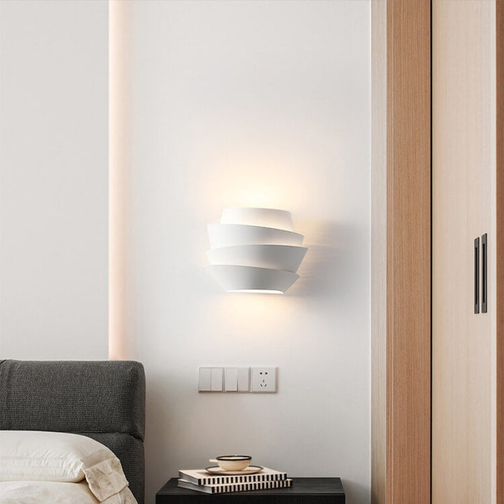 BowLift | Scandinavian Wall Lamp with Double Light Points - NordGlow