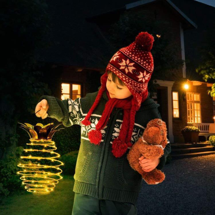 BowLift | Solar Pineapple Light - SolarPine