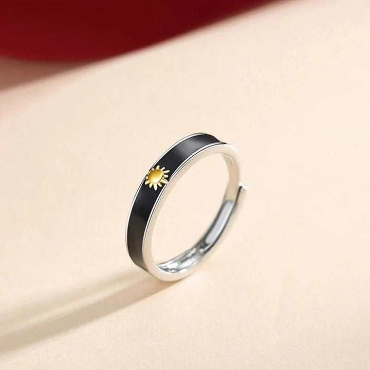 BowLift | Sun & Moon Matching Couples Rings