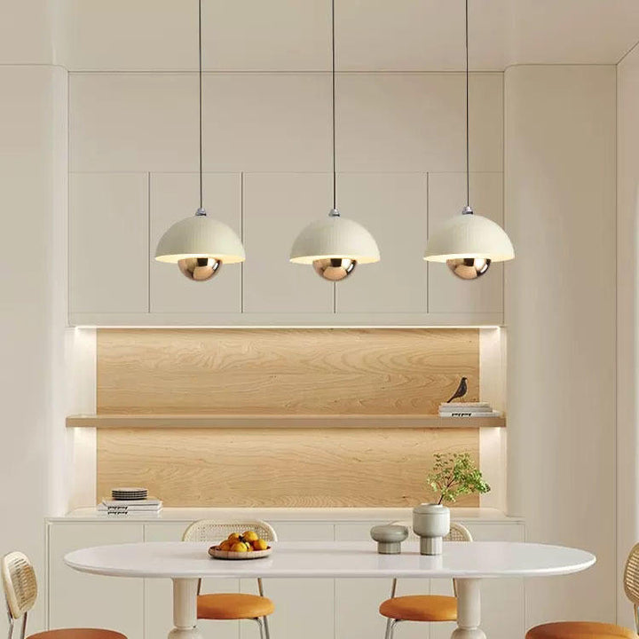 BowLift | Elegant pendant lamp in pod shape with dimming function