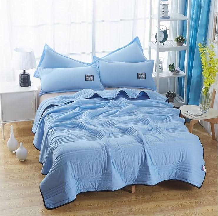 BowLift | Cooling Blanket for Summer Nights – Lightweight and Breathable