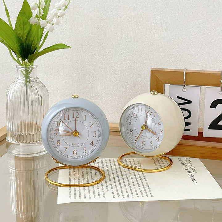 BowLift | Vintage round Analog Watch