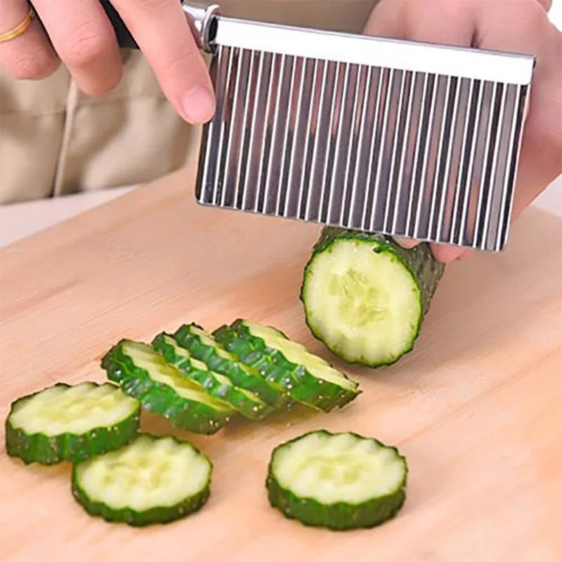 BowLift | WaveCut Stainless Steel Vegetable Knife