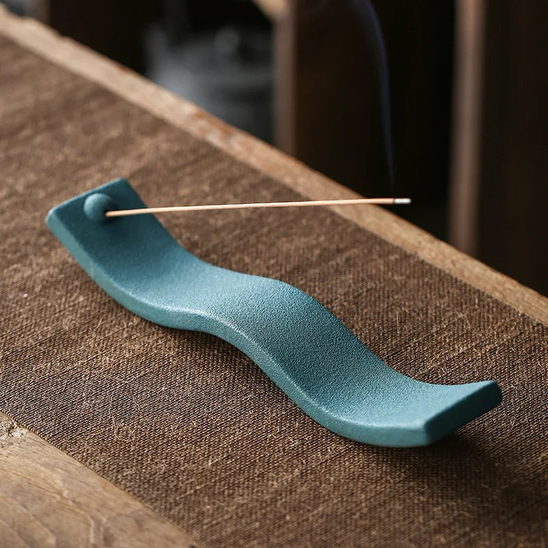 BowLift | ZenWave Ceramic Incense Holder